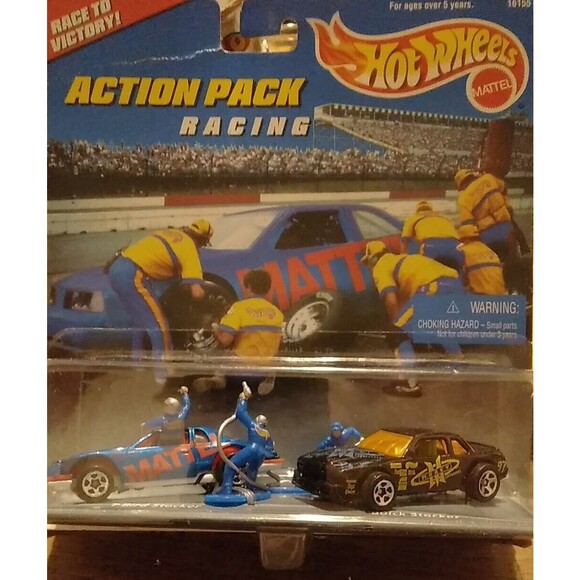Vtg Hot Wheels Racing Action Pack New T-BIRD Stocker Buick Stocker W/Pit Crew - Picture 1 of 3